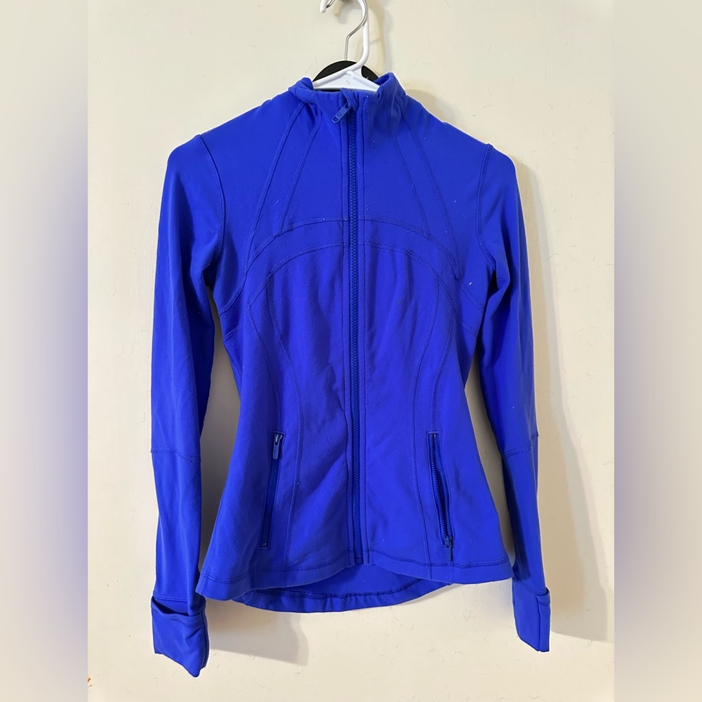 Lululemon define jacket size 4